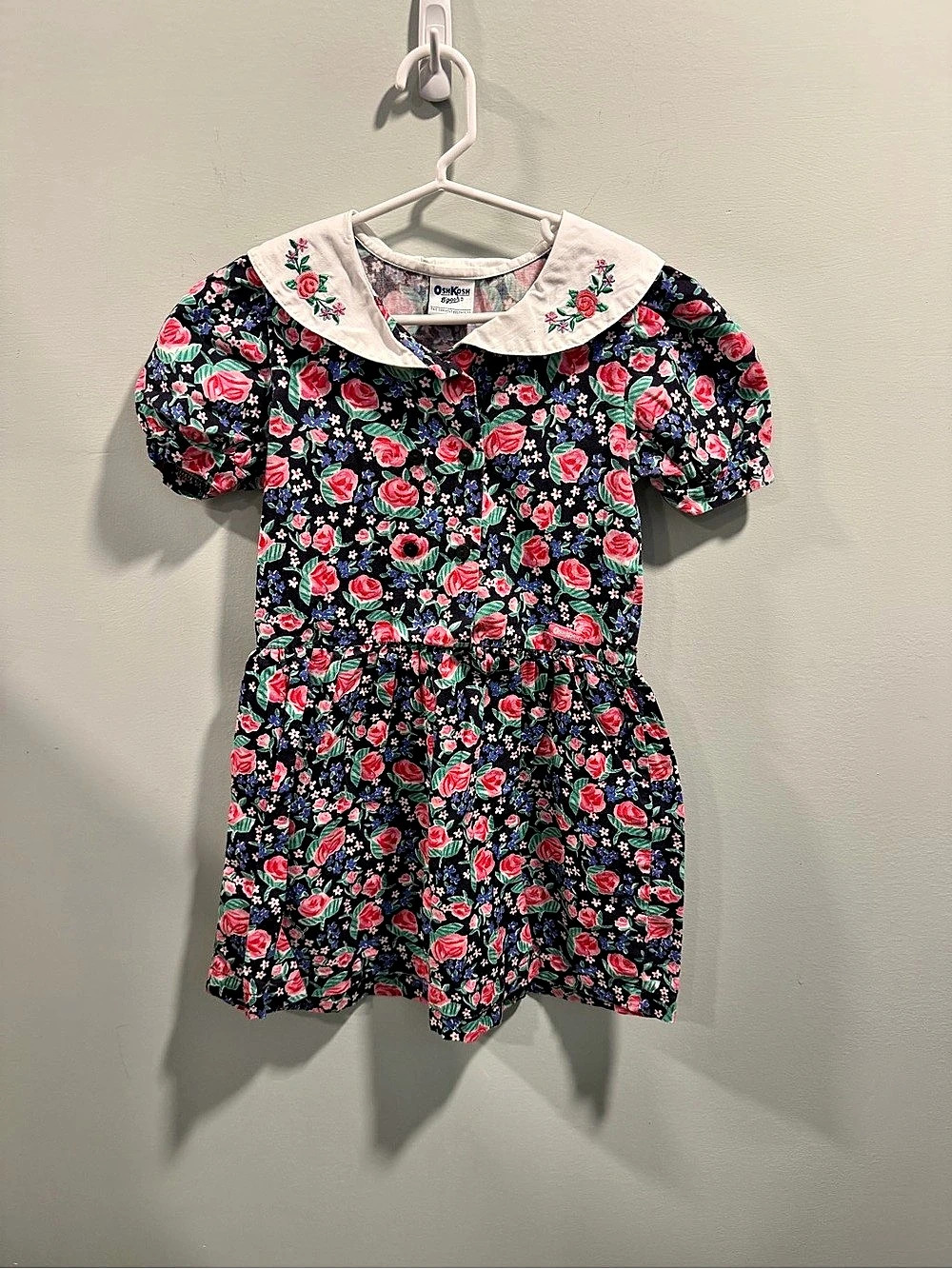 Vintage OshKosh B'gosh Floral Embroidered Collar Dress in Black & Pink Size 6